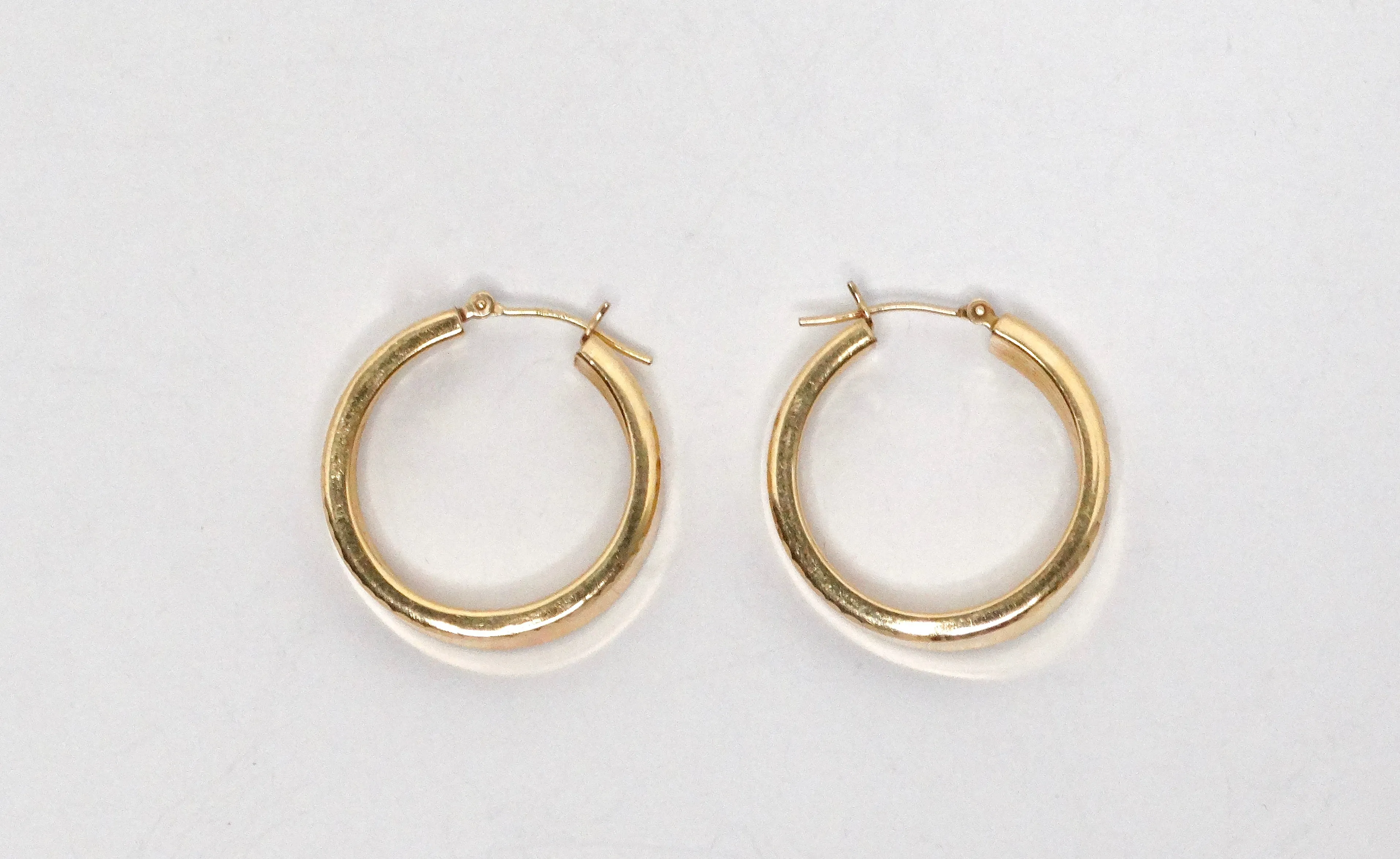 14k Yellow Gold Hoop Earrings Circa 1980s