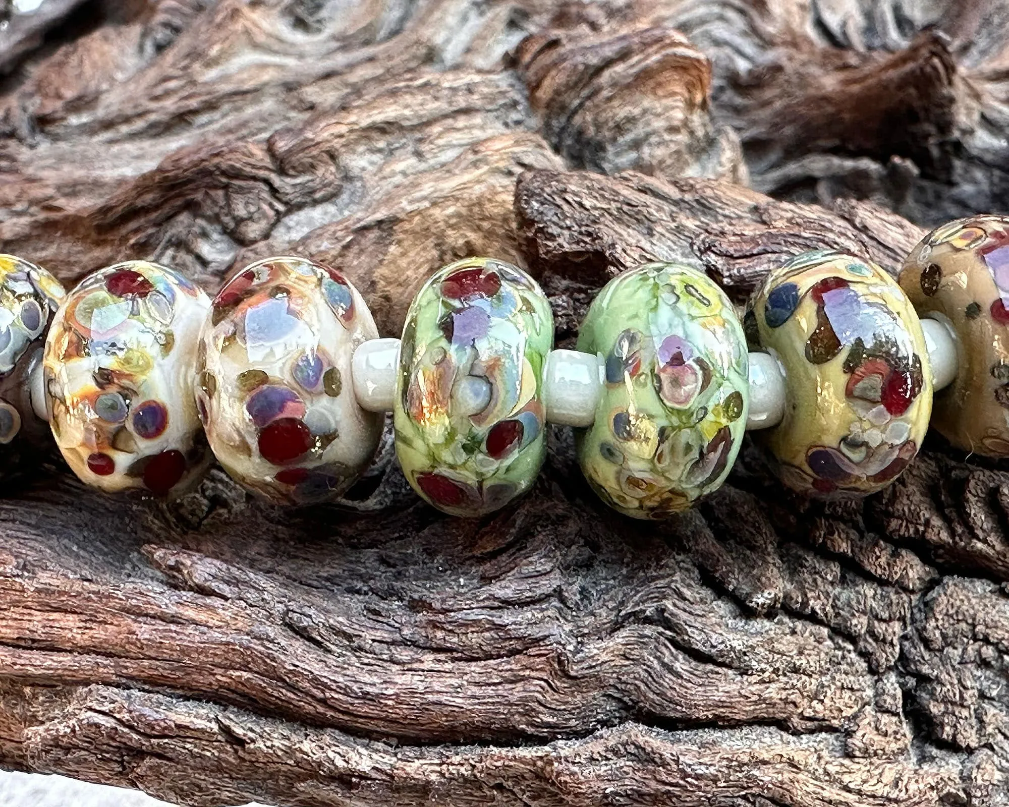 16 Garnet Stone Lampwork Beads Set SRA