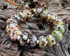 16 Garnet Stone Lampwork Beads Set SRA