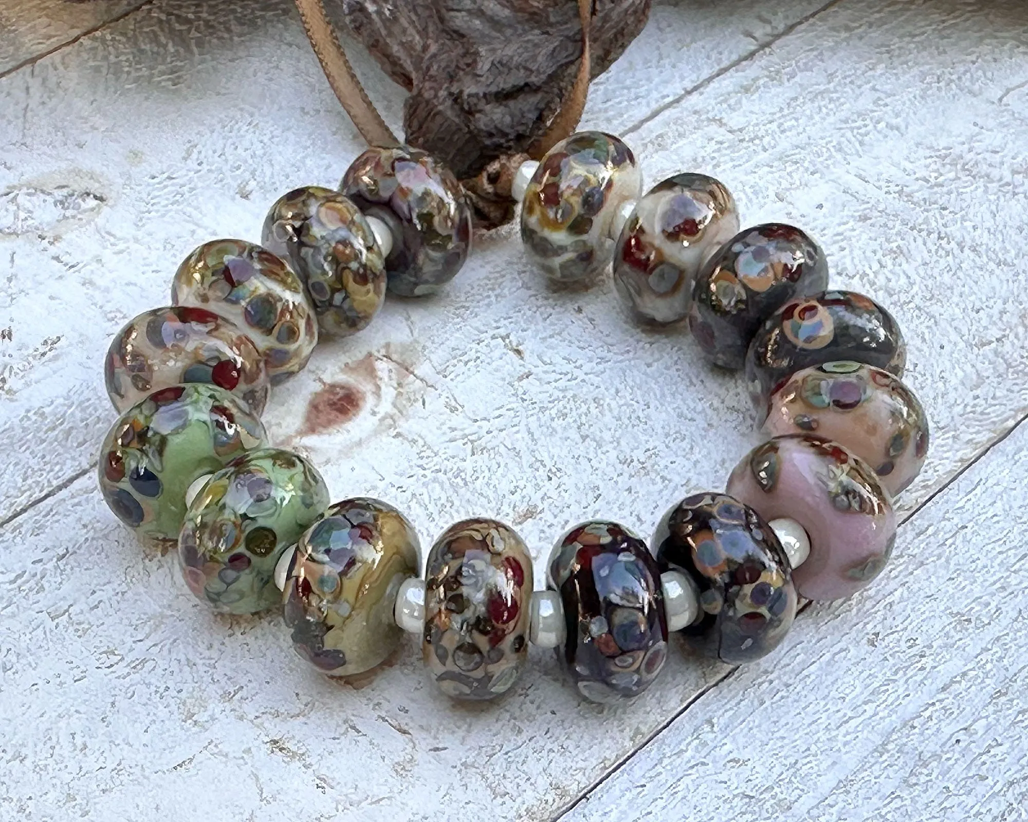 16 Garnet Stone Lampwork Beads Set SRA