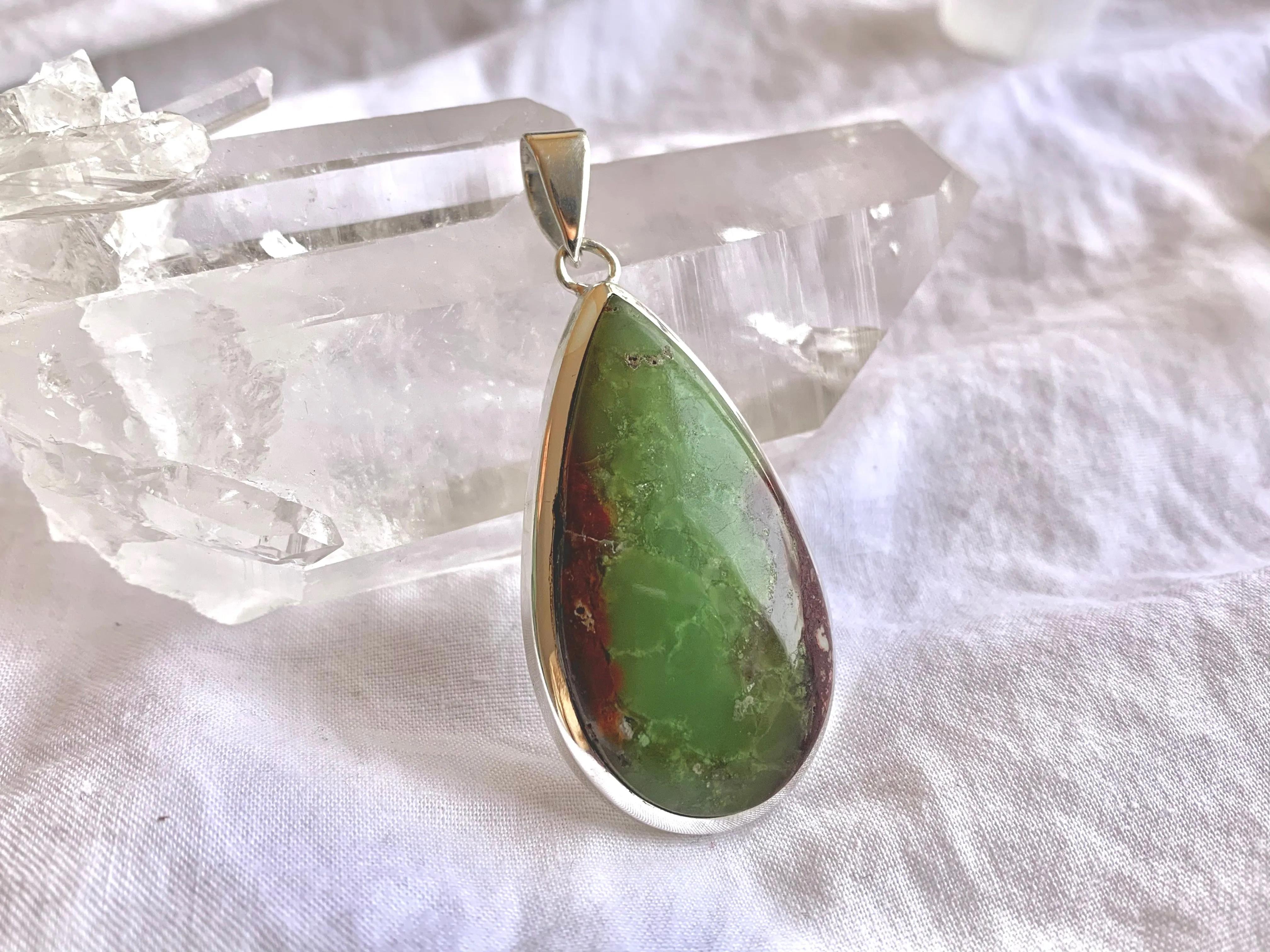 Chrysoprase Naevia Pendant - Large Teardrop