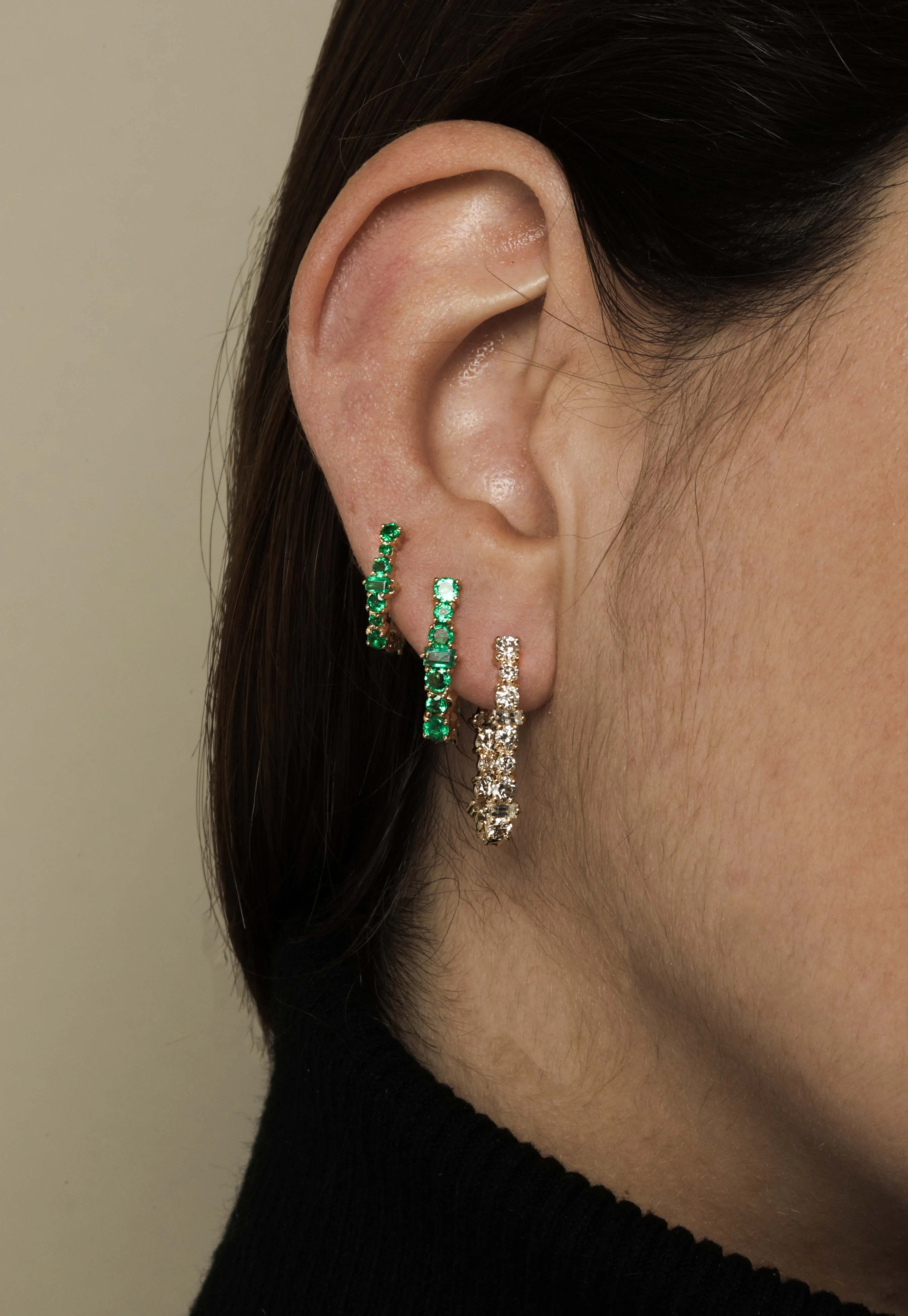 Emerald Rivulet Spread Oval Hoops