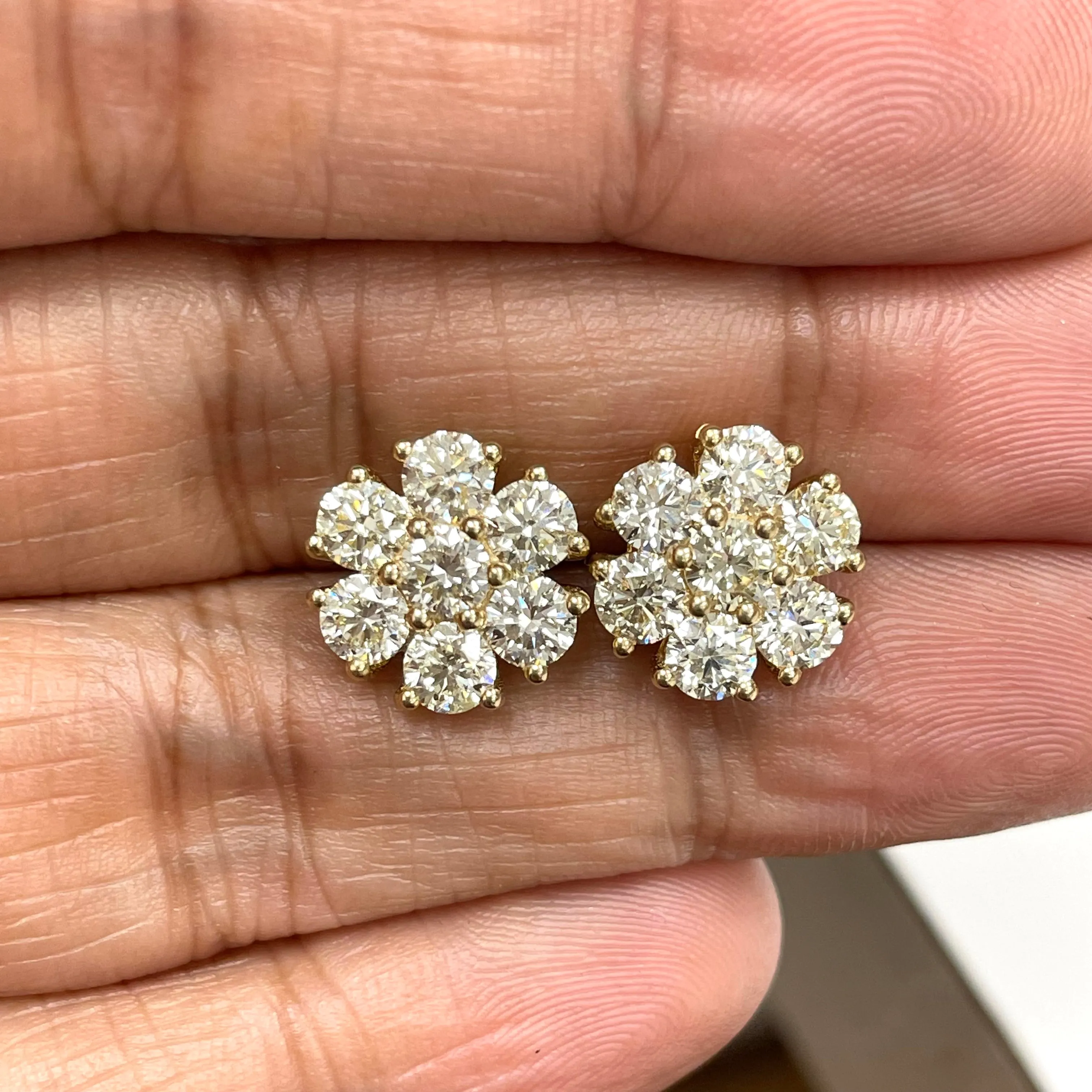 Flower Cluster Diamond Studs (3.00 ct Diamonds) in Yellow Gold