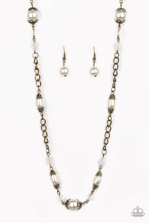 Paparazzi Necklace ~ Magnificently Milan - Brass