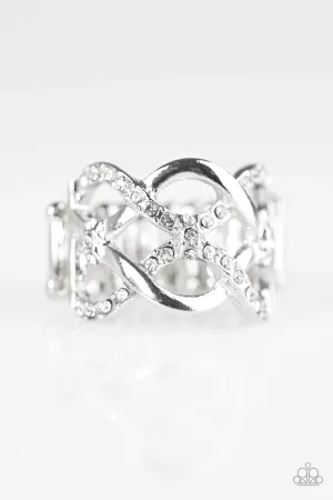 Paparazzi Ring ~ Lay On The Shimmer - White