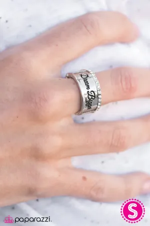 Paparazzi Ring ~ Theres No Dream Too Big - White