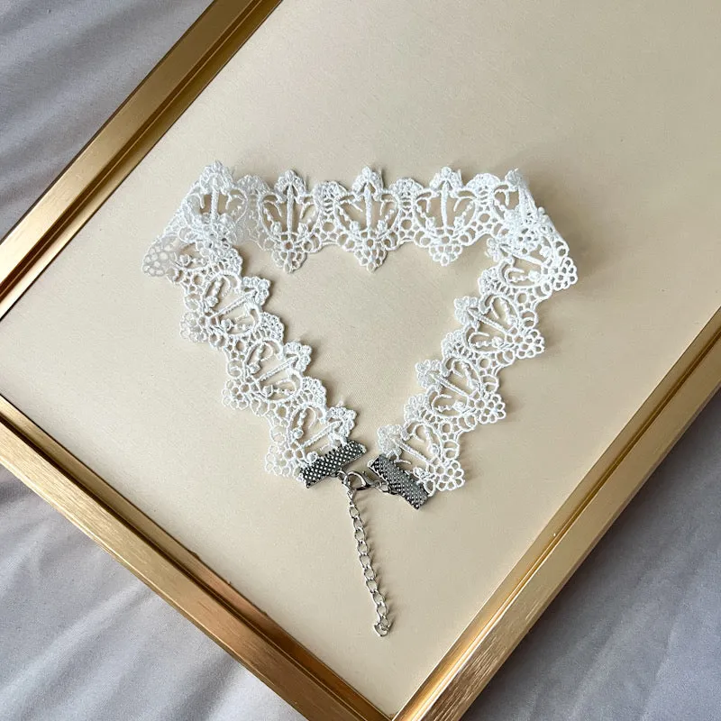 Snow White Lace Choker