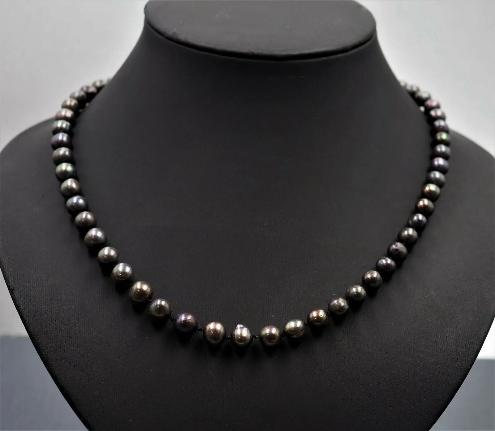 Strand of Black Freshwater PEARLS of Good Lustre with 9ct Yellow Gold Ball Clasp